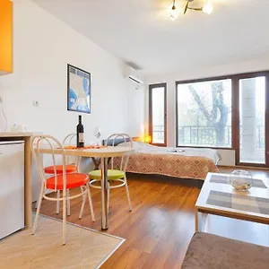  Apartment Студио Ларина Bulgaria