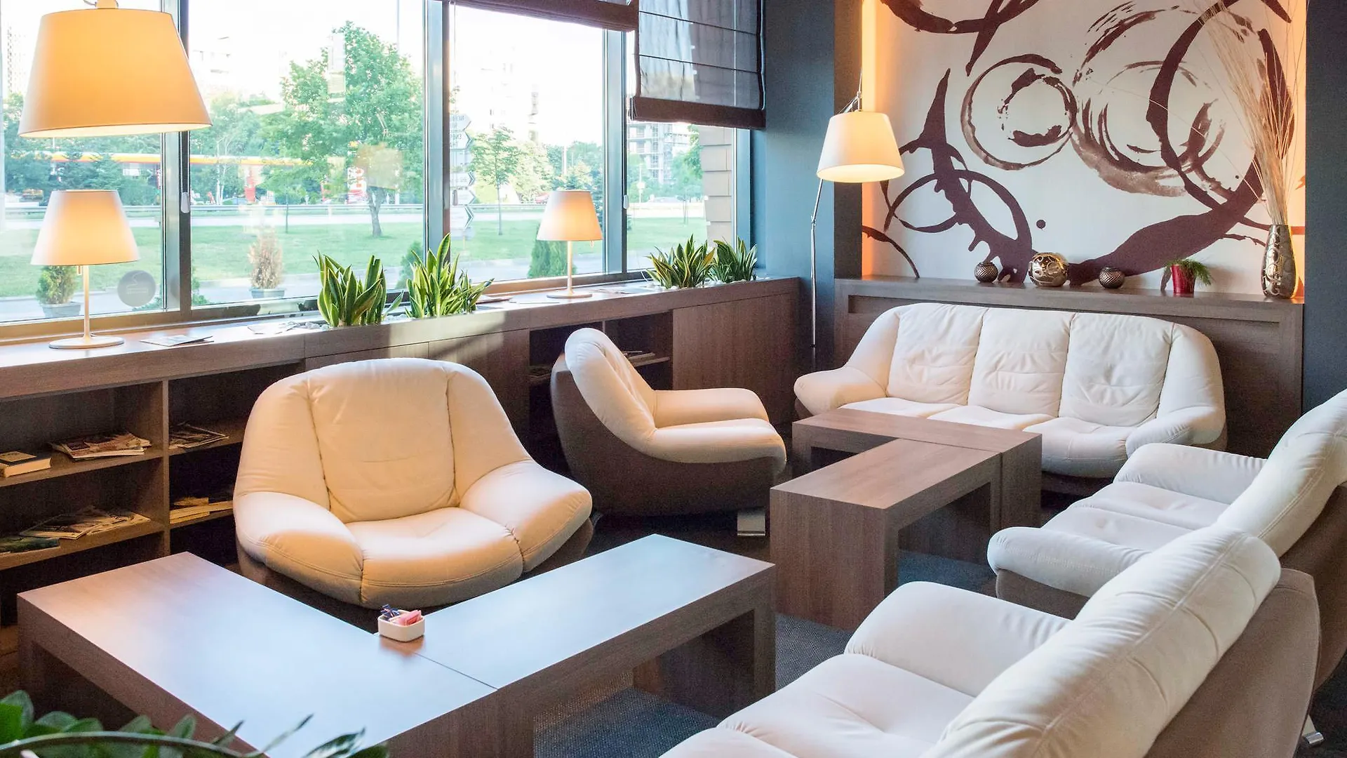 Novotel Sofía 4*,
