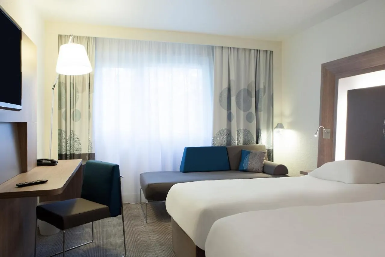 Novotel Sofía 4*,